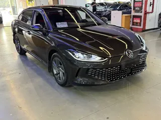 Volkswagen Lamando 2023 купить из Китая, цена 1 636 000 ₽ — Suifenhe Auto