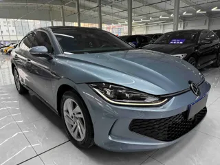 Volkswagen Lamando 2023 купить из Китая, цена 1 847 000 ₽ — Suifenhe Auto