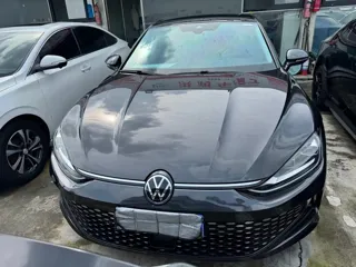 Volkswagen Lamando 2023 купить из Китая, цена 1 440 000 ₽ — Suifenhe Auto