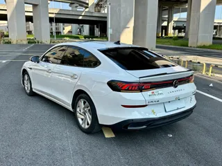 Volkswagen Lamando 2023 купить из Китая, цена 1 321 000 ₽ — Suifenhe Auto