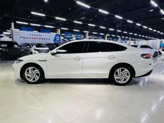 Volkswagen Lamando 2023 купить из Китая, цена 1 699 000 ₽ — Suifenhe Auto