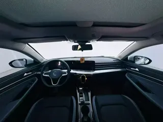 Volkswagen Lamando 2023 купить из Китая, цена 1 548 000 ₽ — Suifenhe Auto
