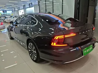 Volvo S90 2024 купить из Китая, цена 4 619 000 ₽ — Suifenhe Auto