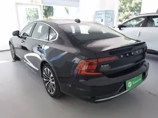 Volvo S90 2024 купить из Китая, цена 4 923 000 ₽ — Suifenhe Auto