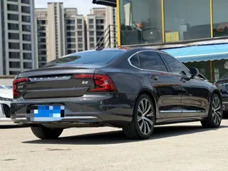 Volvo S90 2024 купить из Китая, цена 4 634 000 ₽ — Suifenhe Auto