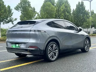 Xpeng G6 2024 купить из Китая, цена 4 098 000 ₽ — Suifenhe Auto