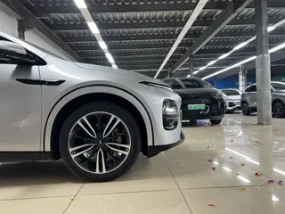 Xpeng G6 2023 купить из Китая, цена 4 604 000 ₽ — Suifenhe Auto
