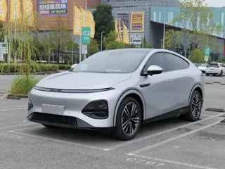 Xpeng G6 2023 купить из Китая, цена 4 361 000 ₽ — Suifenhe Auto