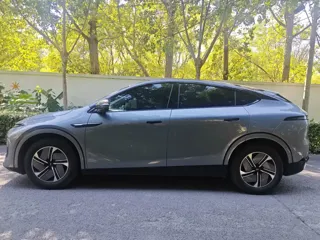 Xpeng G6 2024 купить из Китая, цена 3 933 000 ₽ — Suifenhe Auto