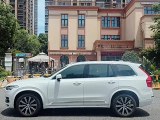Volvo XC90 2024 купить из Китая, цена 5 171 000 ₽ — Suifenhe Auto