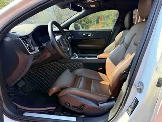 Volvo S60 2024 купить из Китая, цена 3 116 000 ₽ — Suifenhe Auto