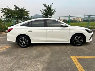MG MG 5 2023 купить из Китая, цена 1 047 000 ₽ — Suifenhe Auto