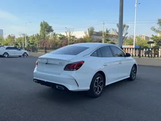 MG MG 5 2024 купить из Китая, цена 1 381 000 ₽ — Suifenhe Auto