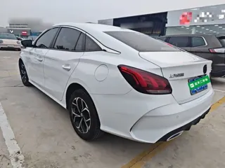 MG MG 5 2024 купить из Китая, цена 1 387 000 ₽ — Suifenhe Auto
