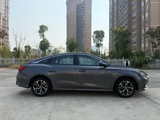 MG MG 5 2024 купить из Китая, цена 1 459 000 ₽ — Suifenhe Auto