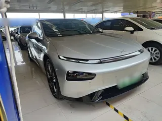 Xpeng P7 2023 купить из Китая, цена 4 150 000 ₽ — Suifenhe Auto