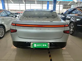 Xpeng P7 2023 купить из Китая, цена 4 150 000 ₽ — Suifenhe Auto