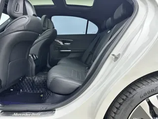 Mercedes-Benz C-Class 2024 купить из Китая, цена 4 770 000 ₽ — Suifenhe Auto