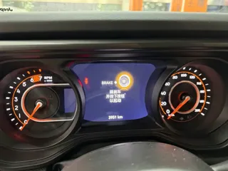 Jeep Wrangler 2025 купить из Китая, цена 9 829 000 ₽ — Suifenhe Auto