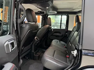 Jeep Wrangler 2025 купить из Китая, цена 9 829 000 ₽ — Suifenhe Auto