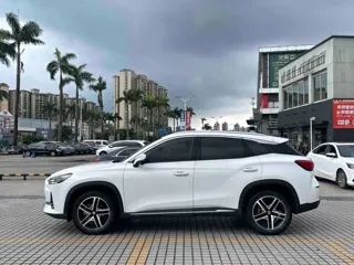 MG One 2024 купить из Китая, цена 2 176 000 ₽ — Suifenhe Auto