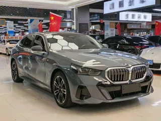 BMW 5-Series 2024 купить из Китая, цена 6 015 000 ₽ — Suifenhe Auto