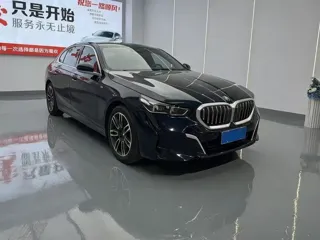 BMW 5-Series 2024 купить из Китая, цена 4 505 000 ₽ — Suifenhe Auto