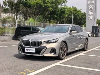 BMW 5-Series 2024 купить из Китая, цена 5 870 000 ₽ — Suifenhe Auto