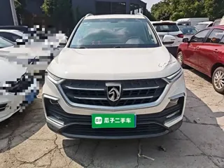 Baojun 530 2018 купить из Китая, цена 1 072 000 ₽ — Suifenhe Auto