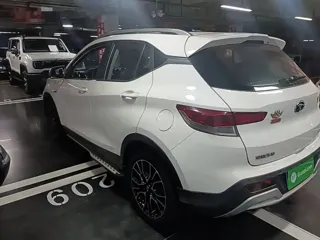 Soueast DX3 2018 купить из Китая, цена 971 000 ₽ — Suifenhe Auto