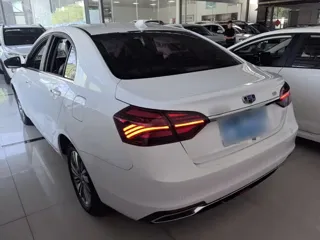 Geely Emgrand 2019 купить из Китая, цена 1 059 000 ₽ — Suifenhe Auto