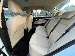 Geely Emgrand 2019 купить из Китая, цена 1 021 000 ₽ — Suifenhe Auto