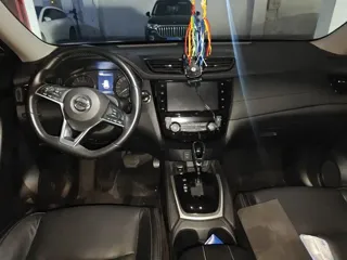 Nissan X-Trail 2019 купить из Китая, цена 2 033 000 ₽ — Suifenhe Auto