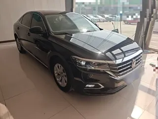 Volkswagen Passat 2019 купить из Китая, цена 1 586 000 ₽ — Suifenhe Auto