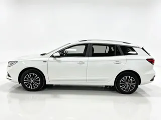 Roewe ei5 2019 купить из Китая, цена 1 291 000 ₽ — Suifenhe Auto
