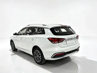 Roewe ei5 2019 купить из Китая, цена 1 291 000 ₽ — Suifenhe Auto