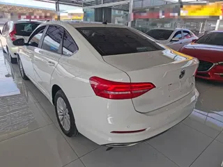 Volkswagen Lavida 2020 купить из Китая, цена 1 426 000 ₽ — Suifenhe Auto