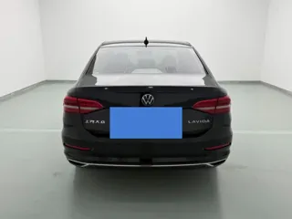 Volkswagen Lavida 2021 купить из Китая, цена 1 395 000 ₽ — Suifenhe Auto