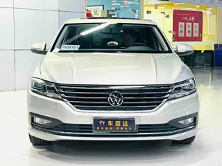 Volkswagen Lavida 2020 купить из Китая, цена 1 472 000 ₽ — Suifenhe Auto