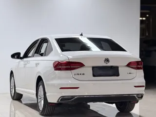 Volkswagen Lavida 2019 купить из Китая, цена 1 274 000 ₽ — Suifenhe Auto
