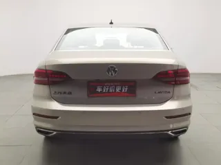 Volkswagen Lavida 2019 купить из Китая, цена 1 209 000 ₽ — Suifenhe Auto