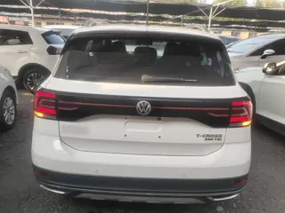 Volkswagen T-Cross 2019 купить из Китая, цена 1 393 000 ₽ — Suifenhe Auto