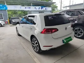 Volkswagen Golf 2020 купить из Китая, цена 1 321 000 ₽ — Suifenhe Auto