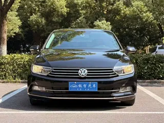 Volkswagen Magotan 2019 купить из Китая, цена 1 533 000 ₽ — Suifenhe Auto