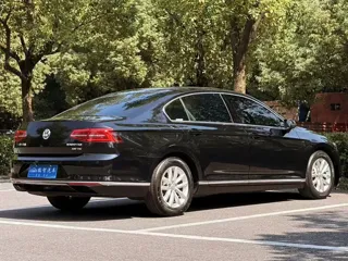 Volkswagen Magotan 2019 купить из Китая, цена 1 533 000 ₽ — Suifenhe Auto