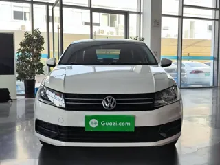 Volkswagen Santana 2020 купить из Китая, цена 1 299 000 ₽ — Suifenhe Auto