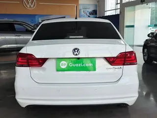 Volkswagen Santana 2020 купить из Китая, цена 1 299 000 ₽ — Suifenhe Auto