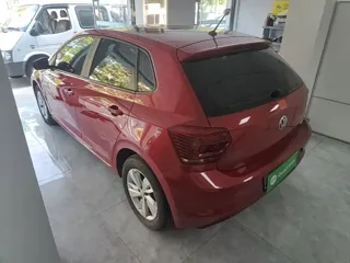 Volkswagen Polo 2020 купить из Китая, цена 1 360 000 ₽ — Suifenhe Auto