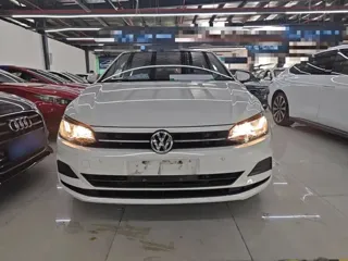 Volkswagen Polo 2019 купить из Китая, цена 1 269 000 ₽ — Suifenhe Auto