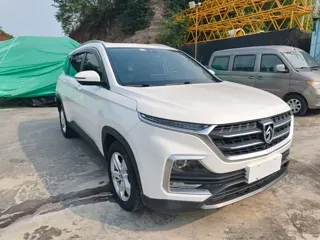 Baojun 530 2019 купить из Китая, цена 1 121 000 ₽ — Suifenhe Auto
